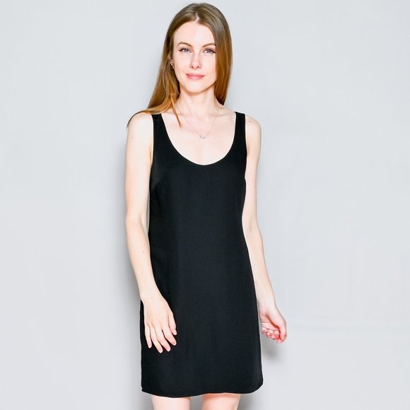 Amanda Uprichard Dresses & Skirts - AMANDA UPRICHARD Black Selia Scoop-Neck Mini Dress NWT